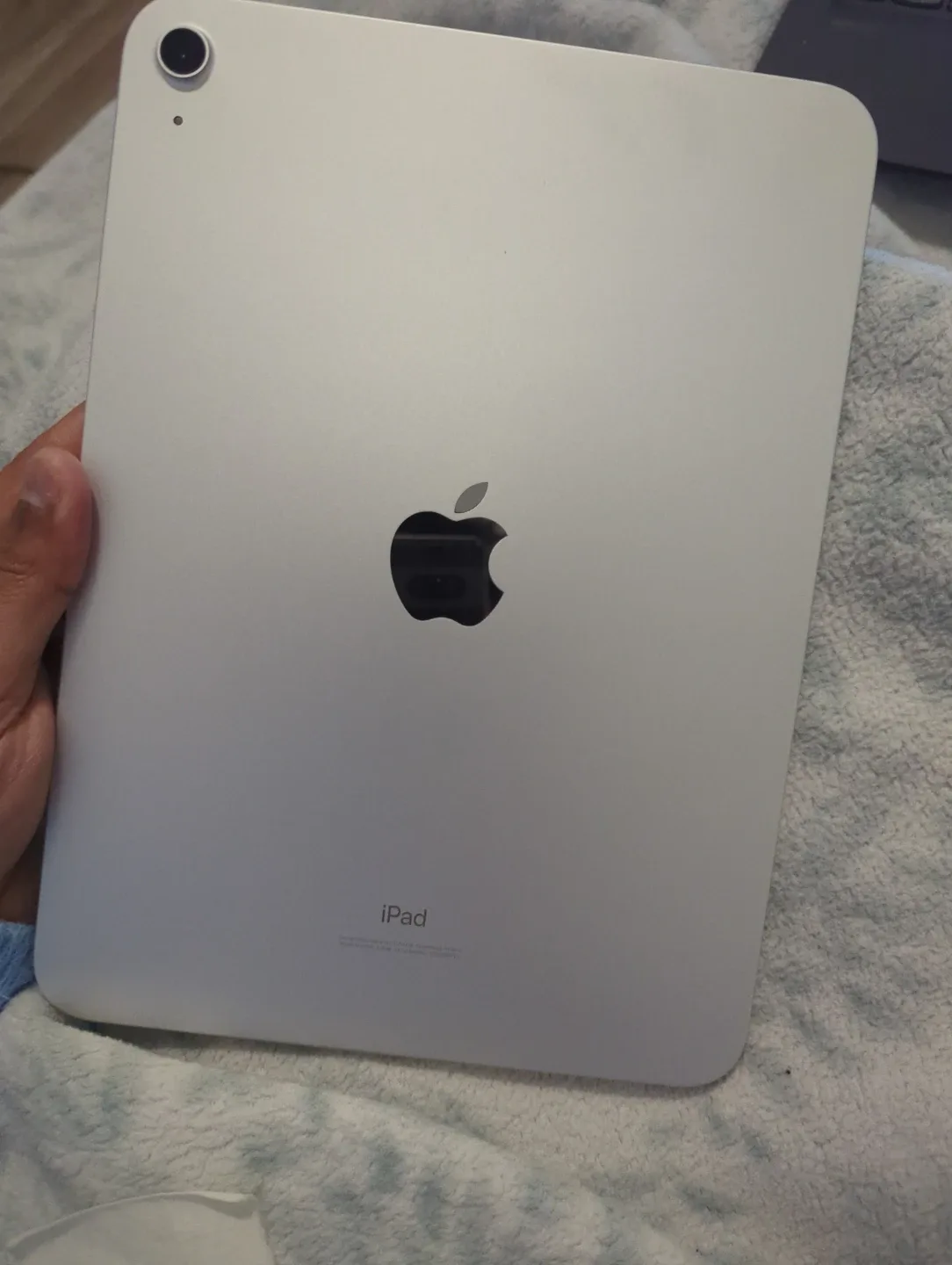 Apple iPad 10th Gen - Activated (2024)