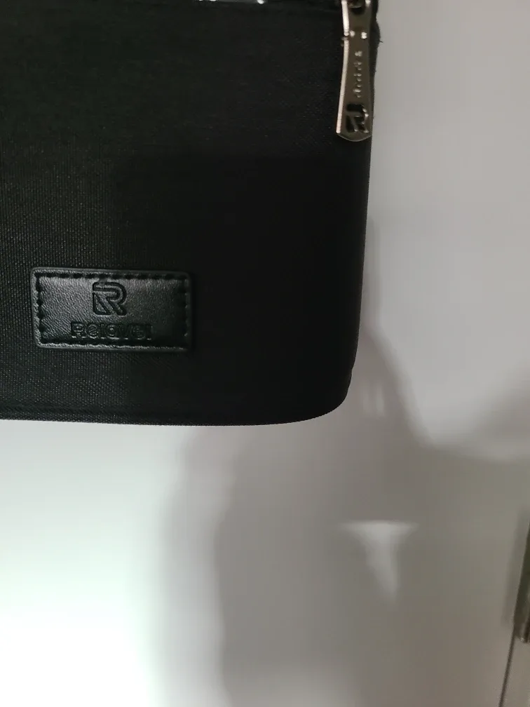 Black Makeup/Cosmetic Bag with Clear Top image indicator(7)