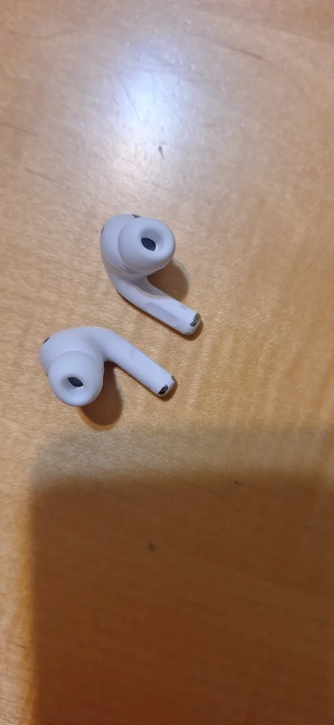Apple AirPods Pro 2nd Gen image indicator(3)