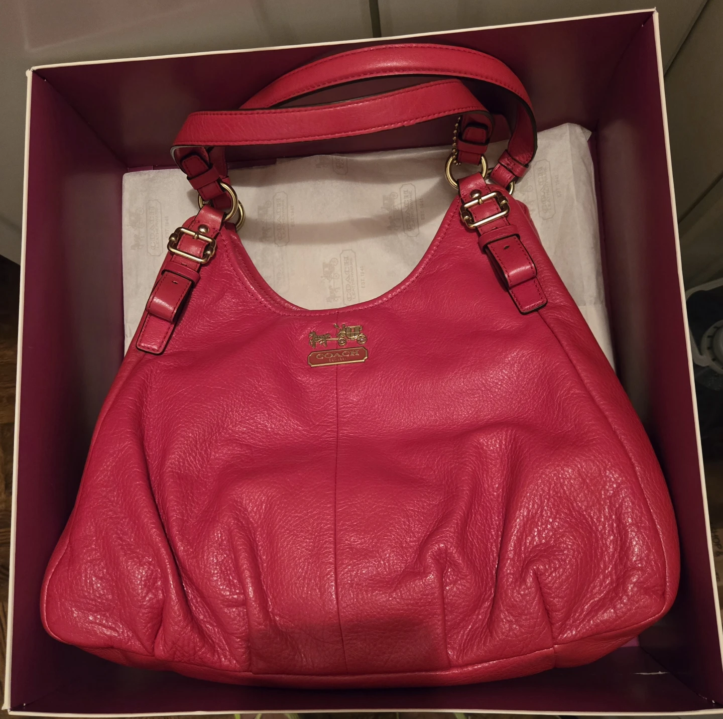 NEW in Box Coach Leather Red Bag - photo 2