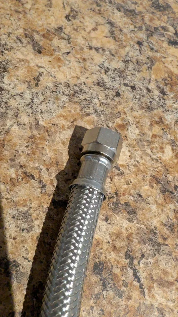 Plumbing Faucet Supply Line 3/8" 16" image indicator(4)