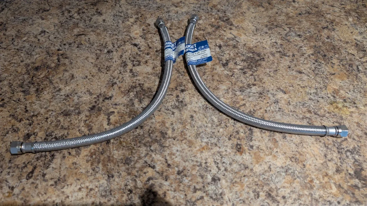 Plumbing Faucet Supply Line 3/8" 16" image indicator(8)