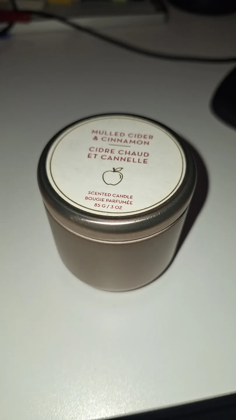 Scented Candles: Vanilla Maple Syrup & Mulled Cider image indicator(2)