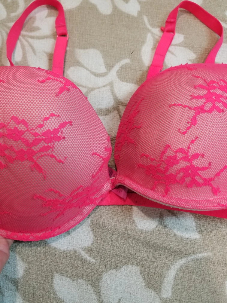 Slightly Used - La Senza Pink Lace Bra - Size 34DD - photo 2