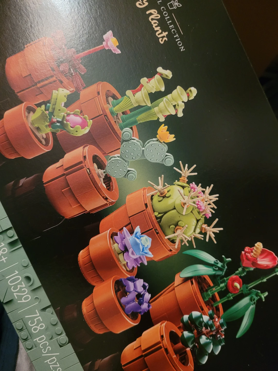 LEGO Botanical Collection Succulents 10329 - 758 pcs