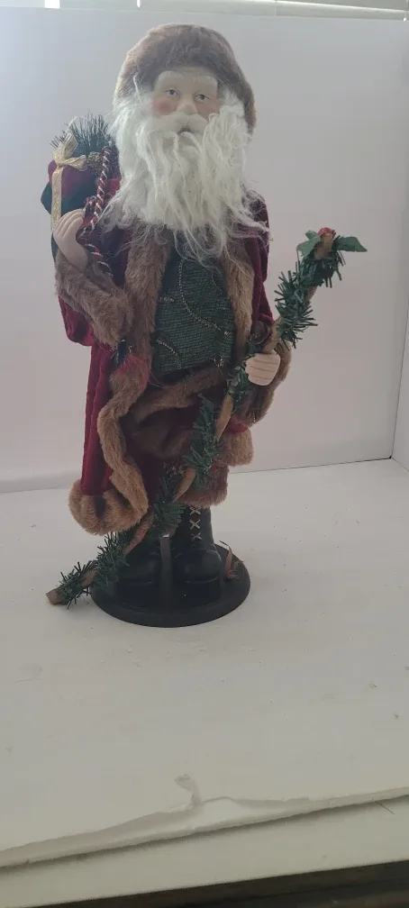 Santa Claus Figurine - Holiday Decor