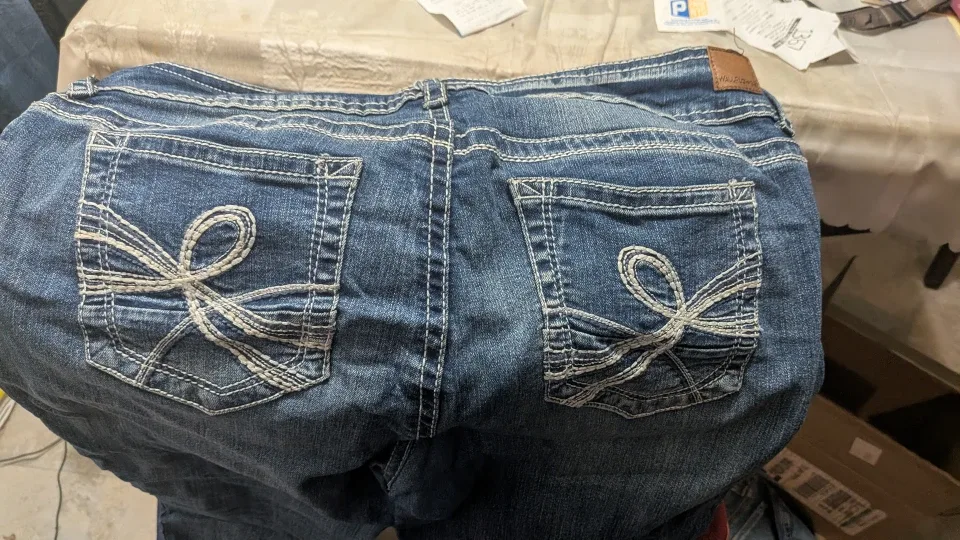 Wallflower Luscious Curvy Fit Jeans - Size 15 image indicator(4)