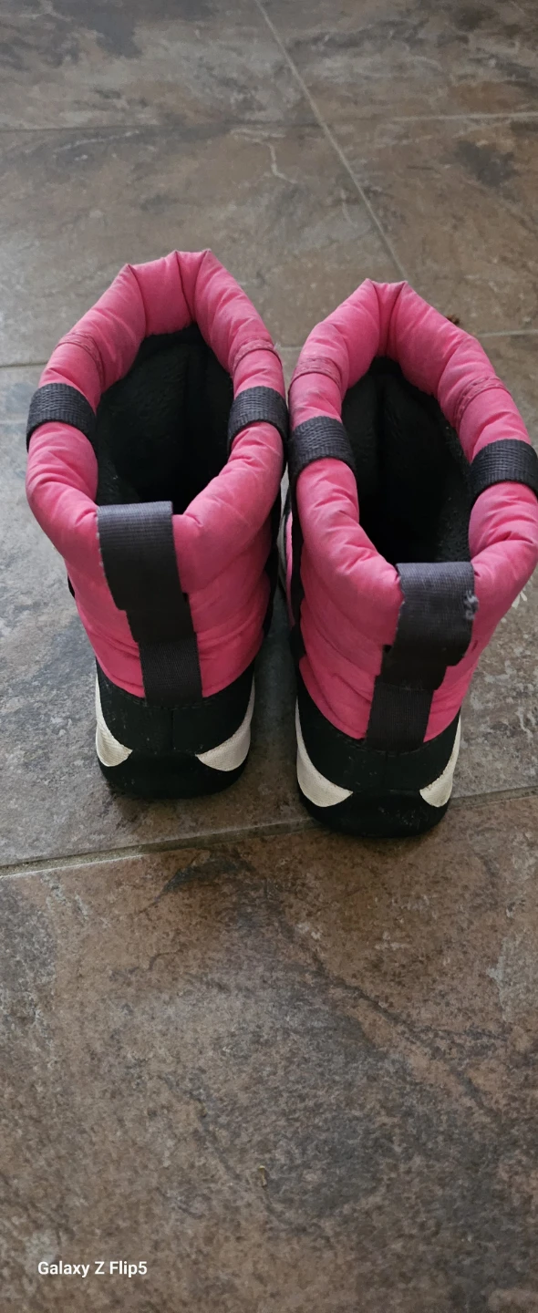 Sorel Pink Puffer Winter Boots, size 13 - photo 3