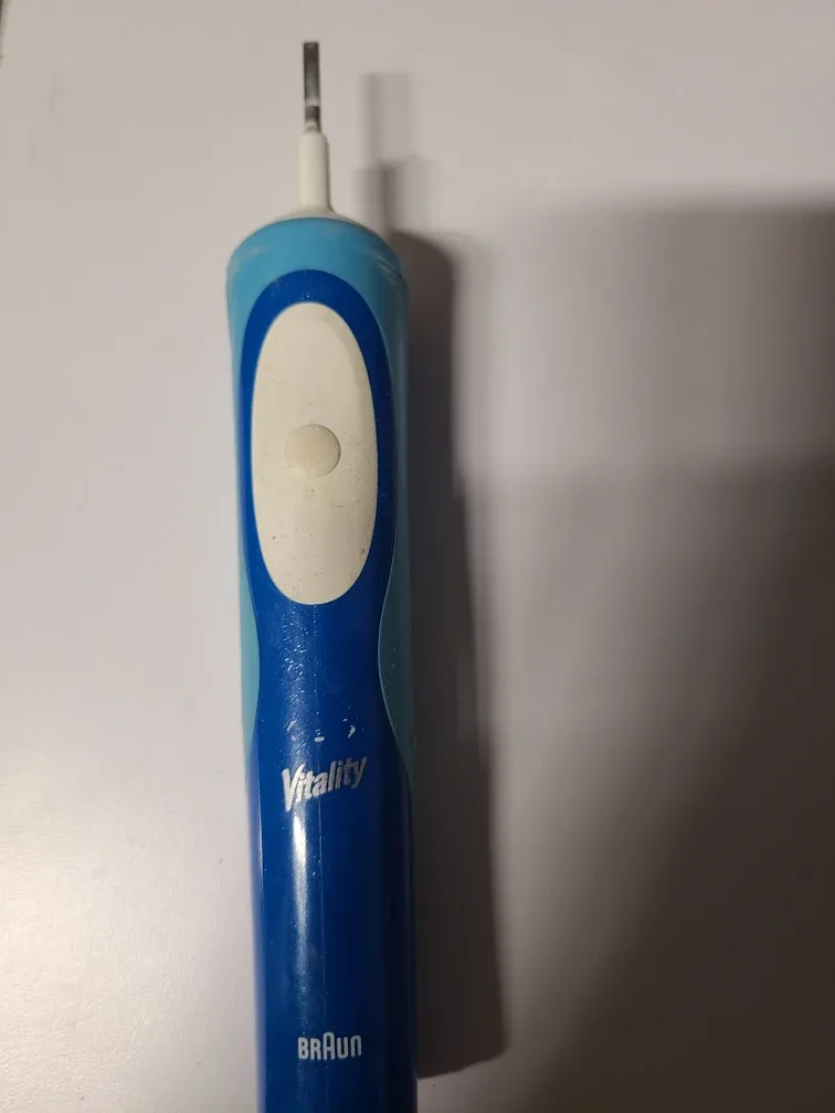 Braun Vitality Electric Toothbrush