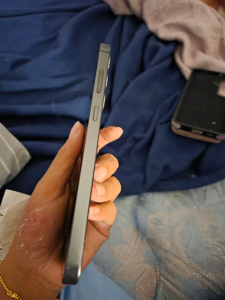 SAMSUNG S24 PLUS GREAT CONDITION image indicator(2)