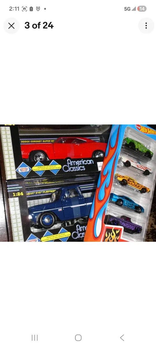 Hot Wheels & Maisto Diecast Cars - New in Package/12 items/lot image indicator(3)