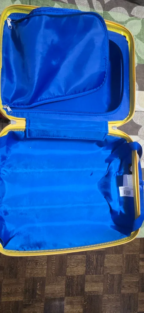 Superman 'Man of Steel' Rolling Suitcase image indicator(2)