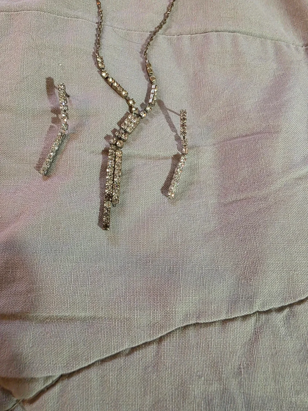 Rhinestone Necklace and Earring Set image indicator(5)