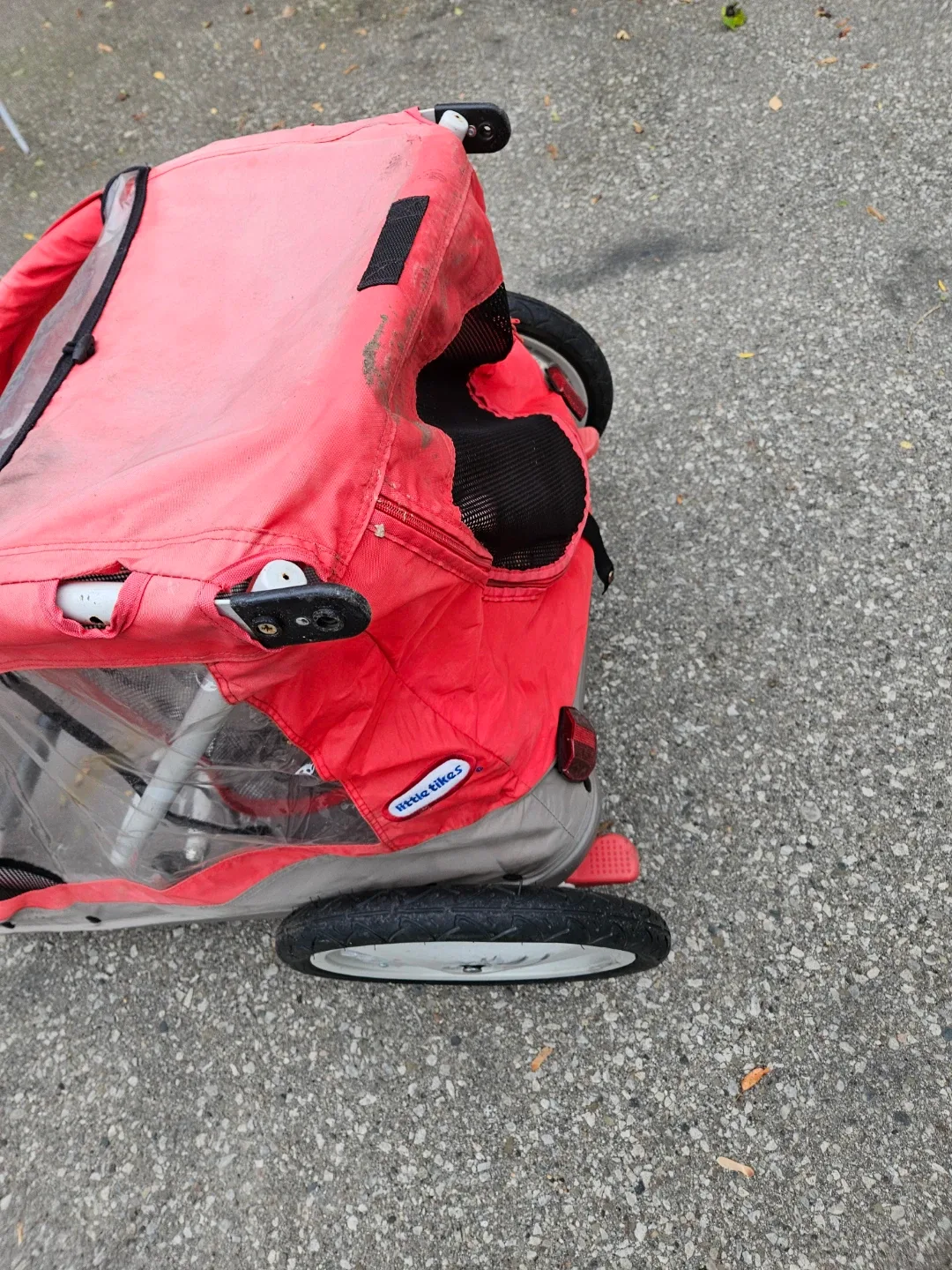 Little Tikes Bike Trailer/Stroller ( 2 Wheels) image indicator(2)