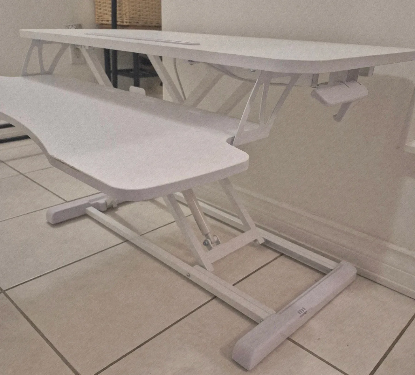 Adjustable Desk Riser –Ideal for Floor Desk Setup!