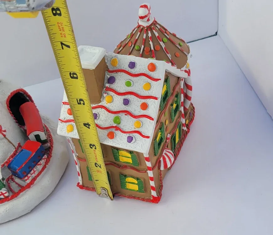 Gingerbread House Village Train Figurine image indicator(7)