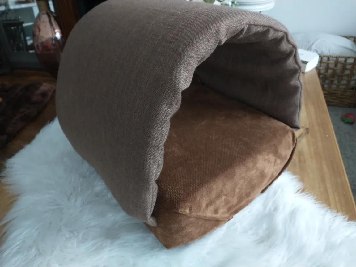 Brown Pet Cave Bed image indicator(4)