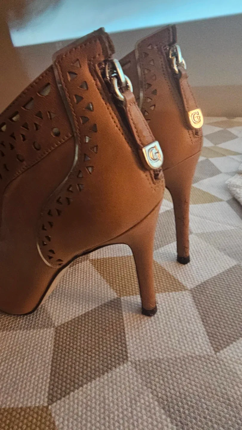Guess Brown Leather Heels, Size 8 🥕 image indicator(3)