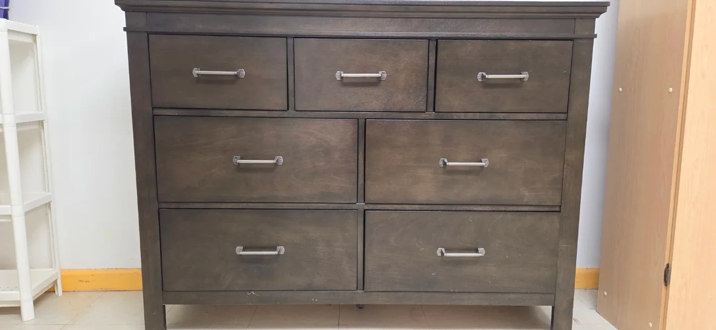 7-Drawer Dresser, Dark Wood image indicator(2)