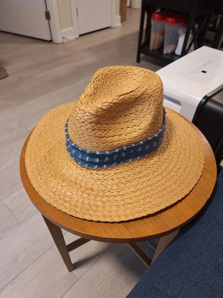 Straw Sun Hat thumbnail