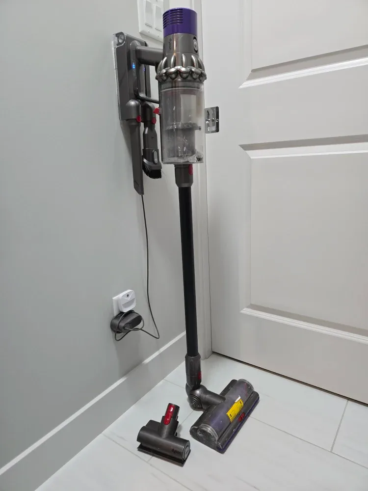 Dyson Cyclone V10 Animal Cordless Vacuum