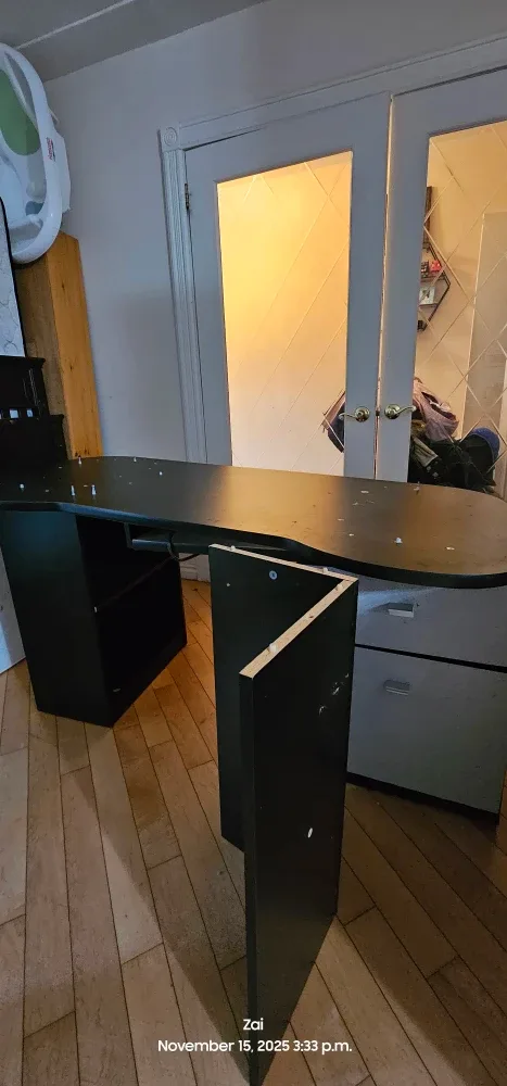 Black L-Shaped Desk image indicator(3)