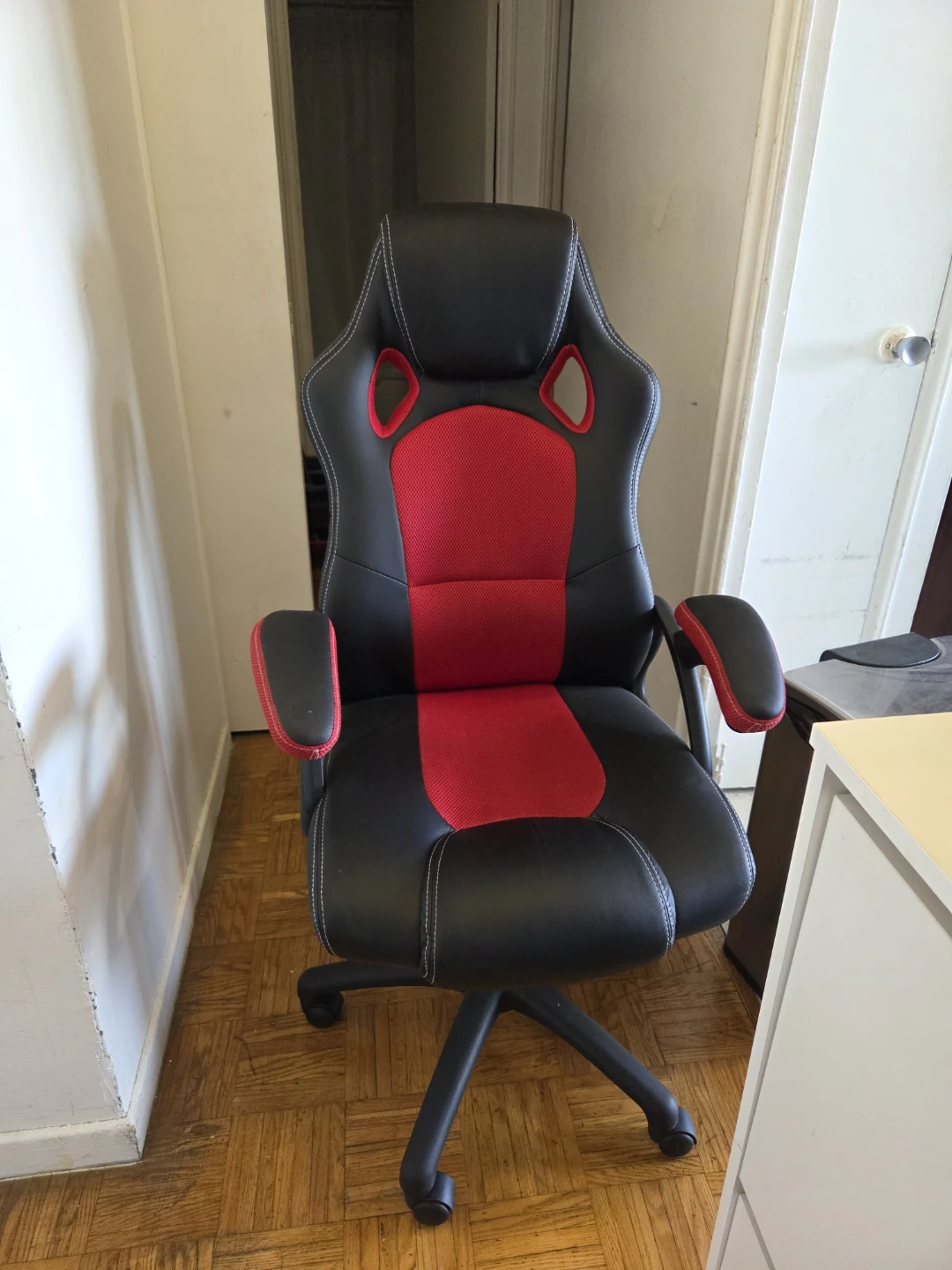 Black & Red Gaming/Office Chair