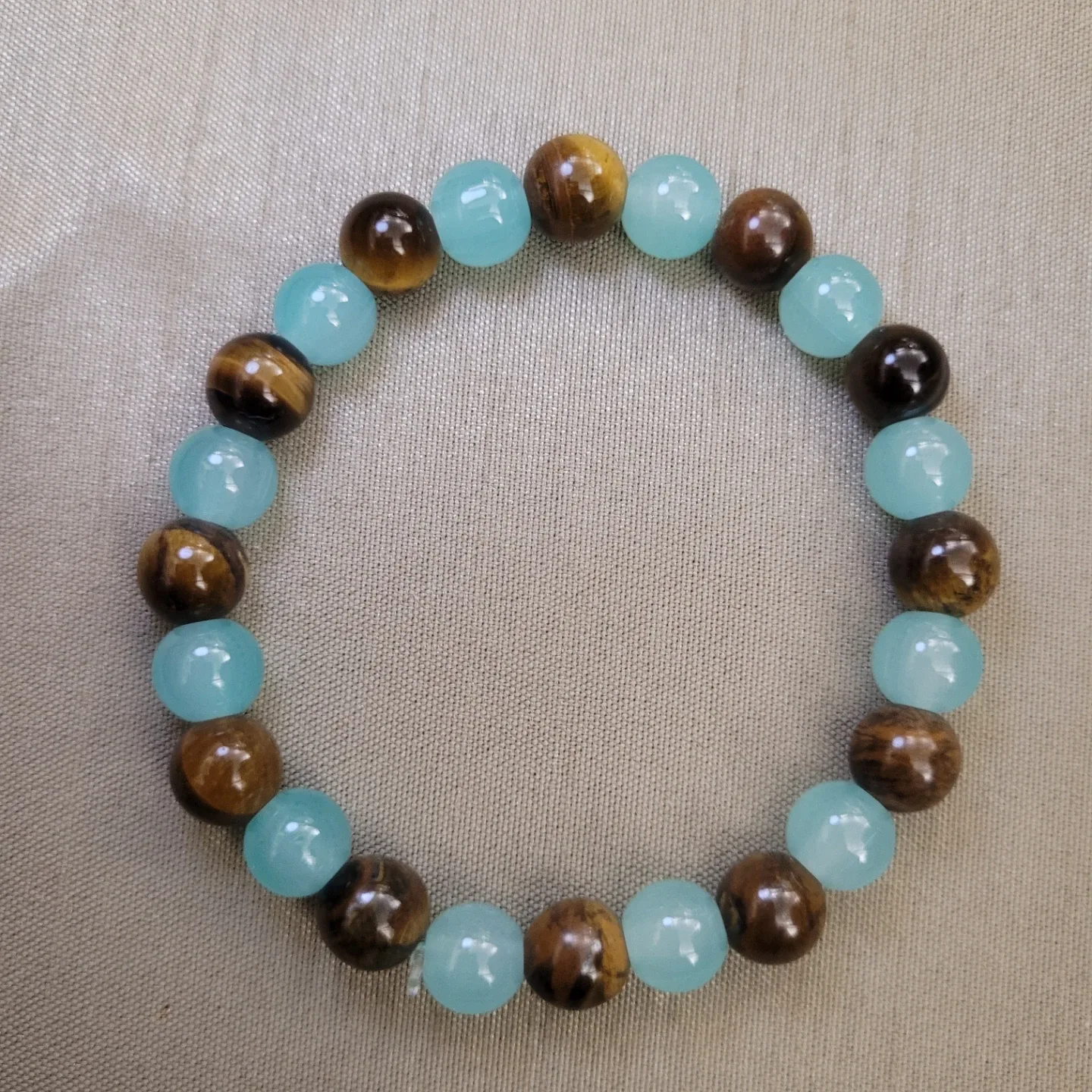 Beautiful Stretch Beaded Bracelet Brand New without Tags thumbnail