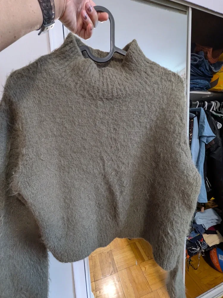 H&M Divided Olive Green Fuzzy Knit Sweater - M