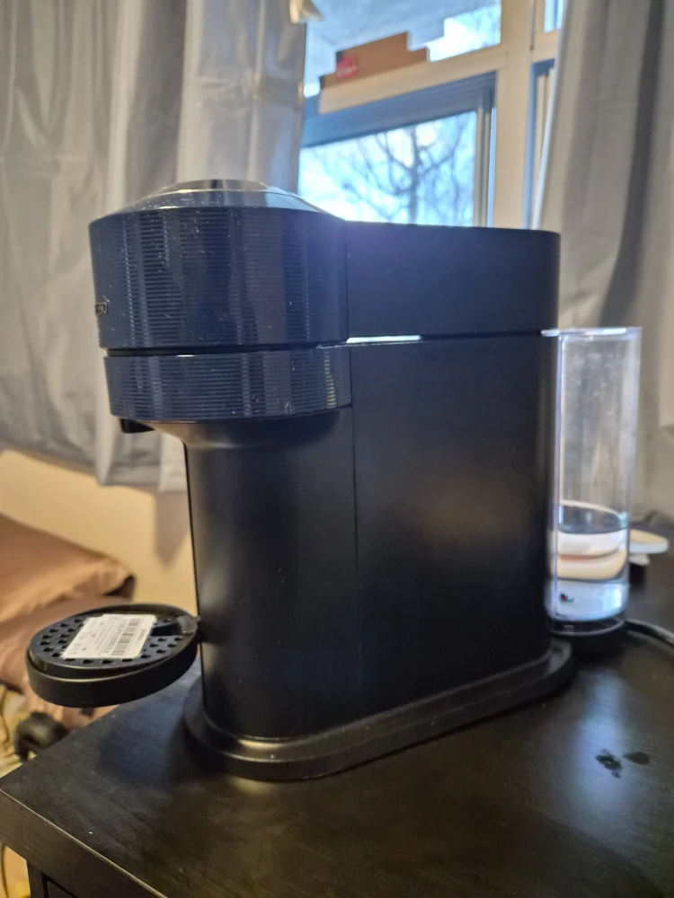 Nespresso Vertuo Next Coffee Machine - photo 4