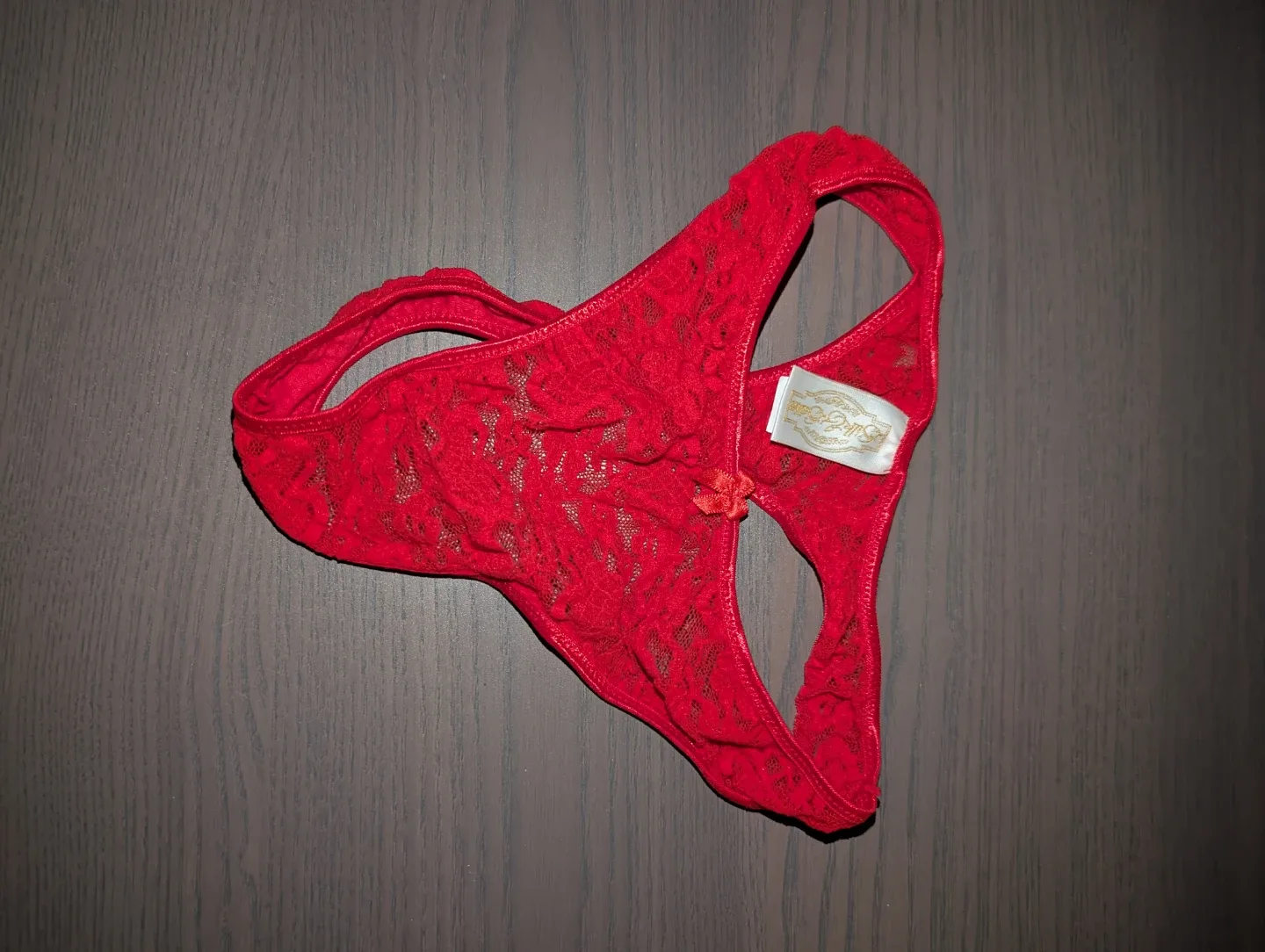 Red lace and silk lingerie image indicator(2)