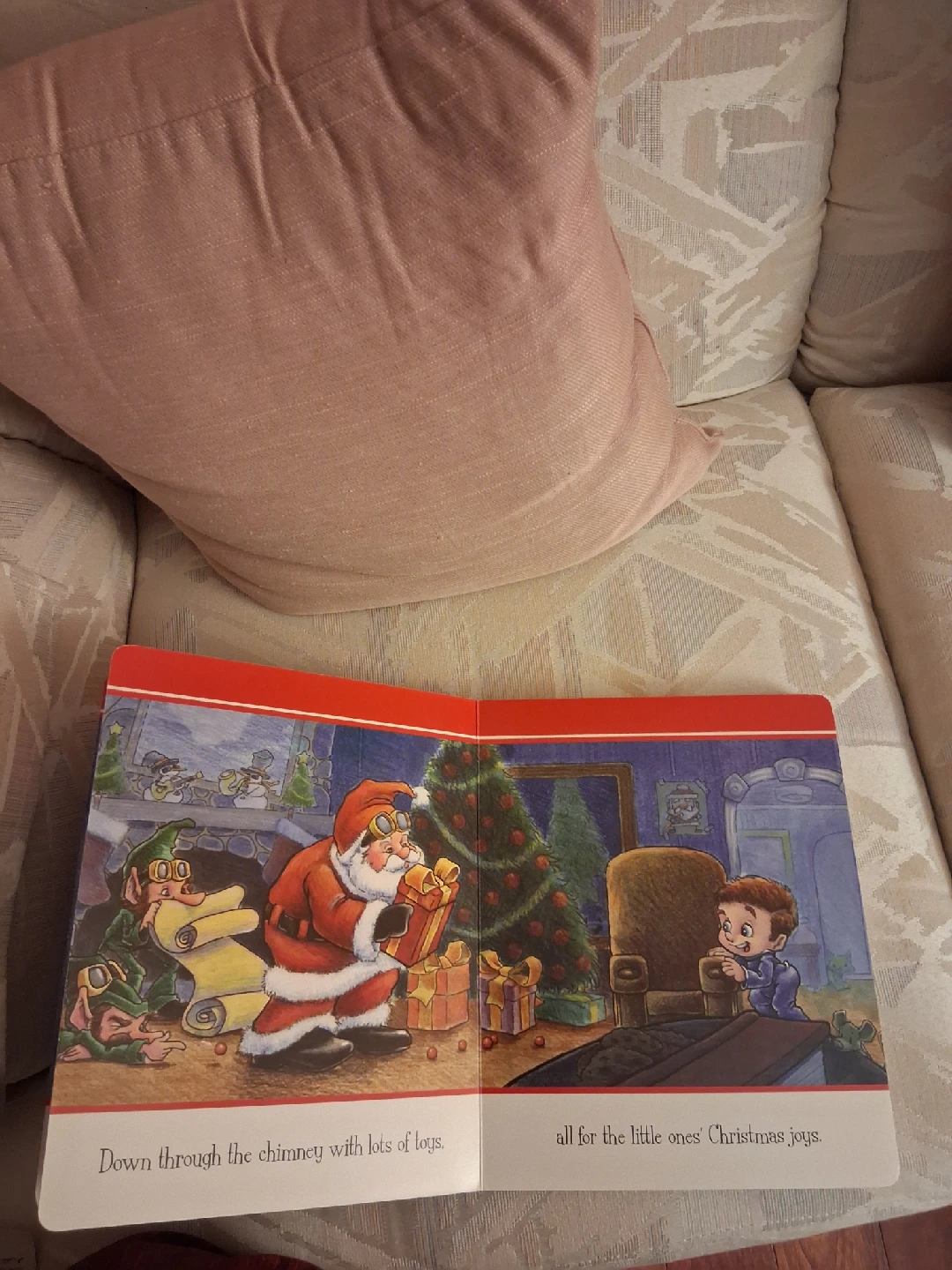 Up on the Housetop - Christmas children's book - photo 2