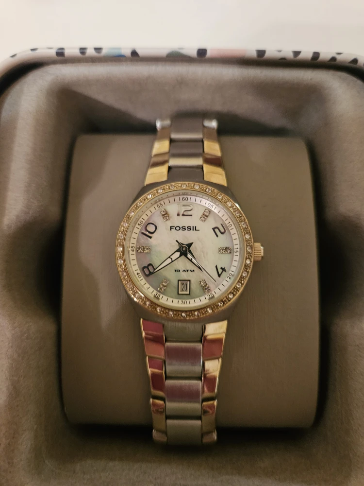 Fossil ES4302 Ladies' Watch - Like New!
