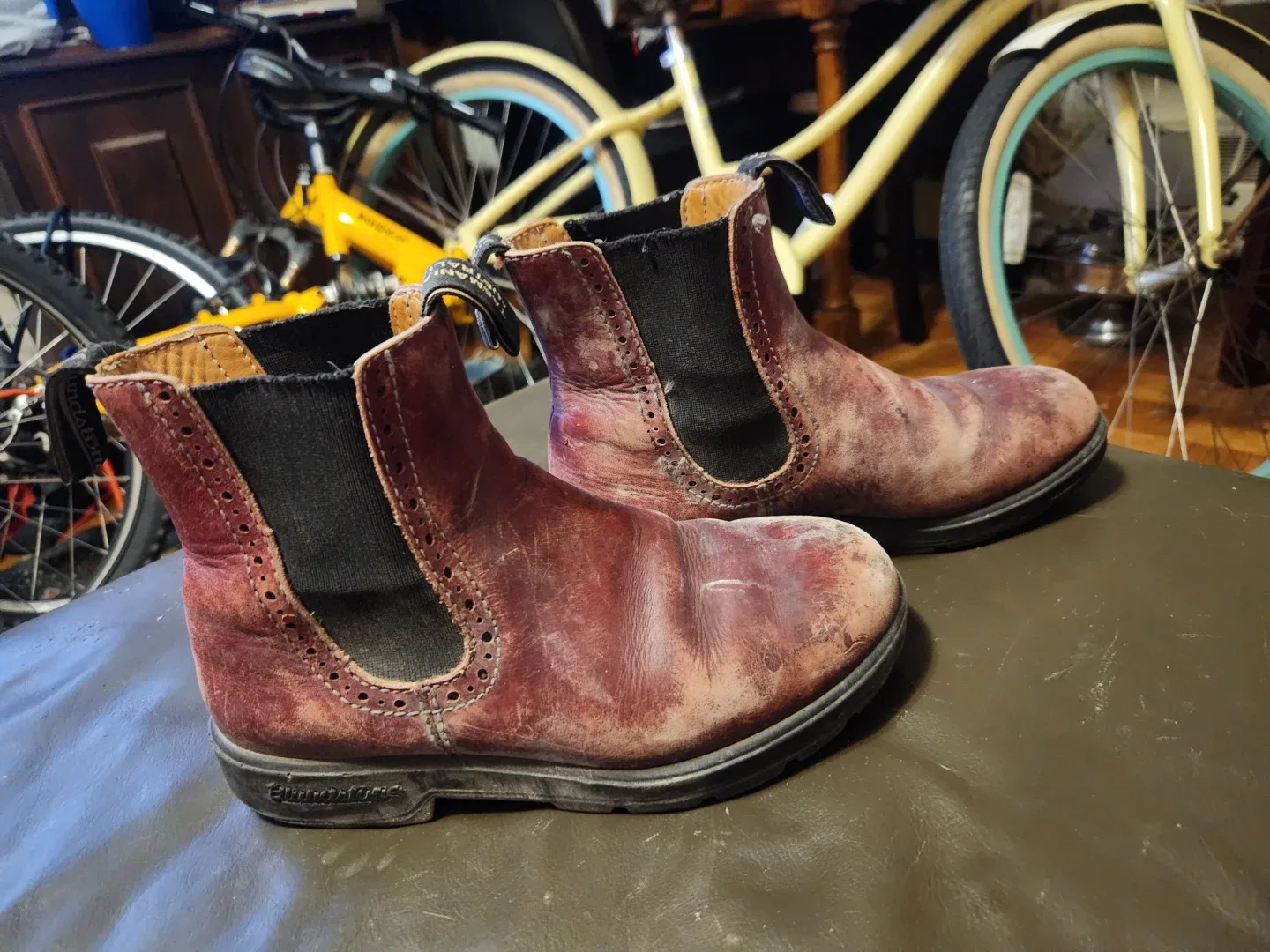 Blundstone Burgundy Leather Boots - Size 3 1/2