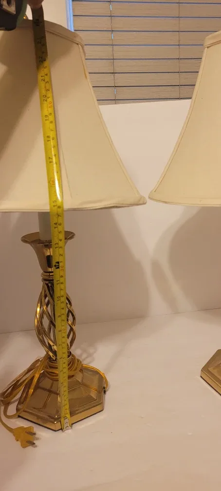 Pair of Gold Metal Twist Lamps image indicator(4)