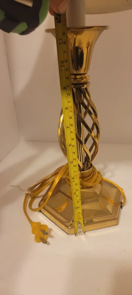 Pair of Gold Metal Twist Lamps image indicator(5)