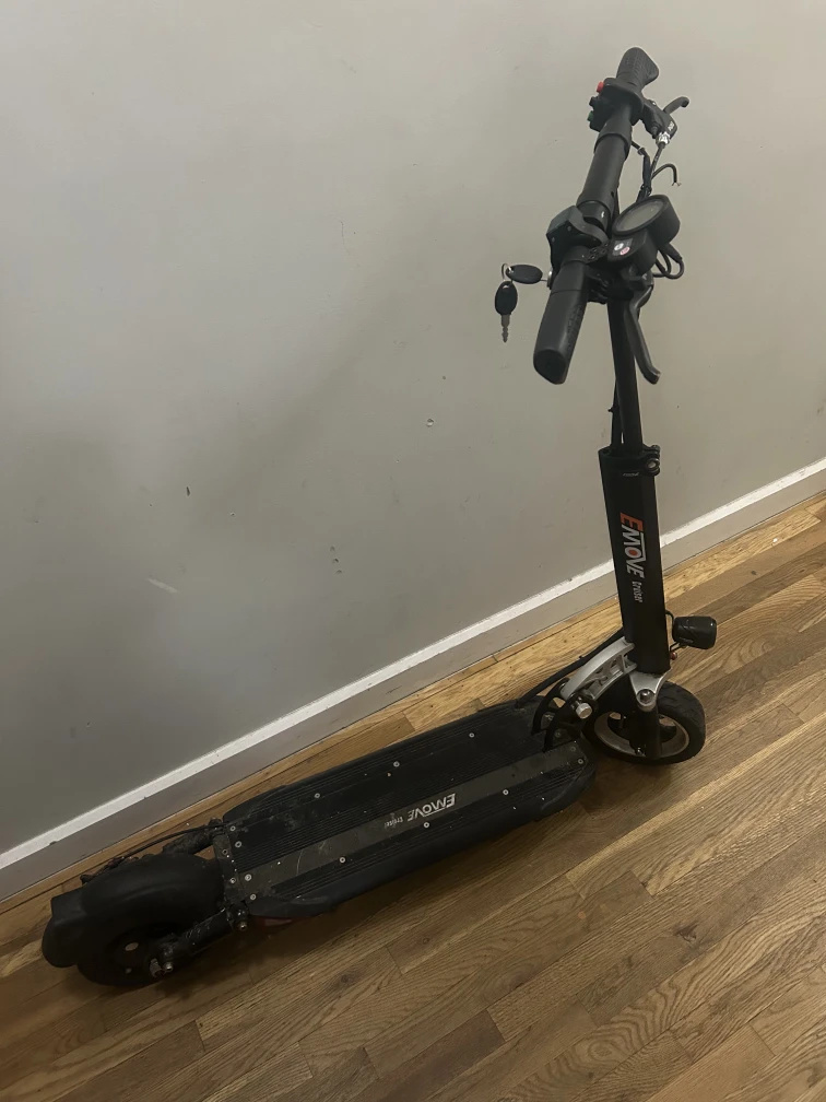 Emove cruiser scooter - photo 2