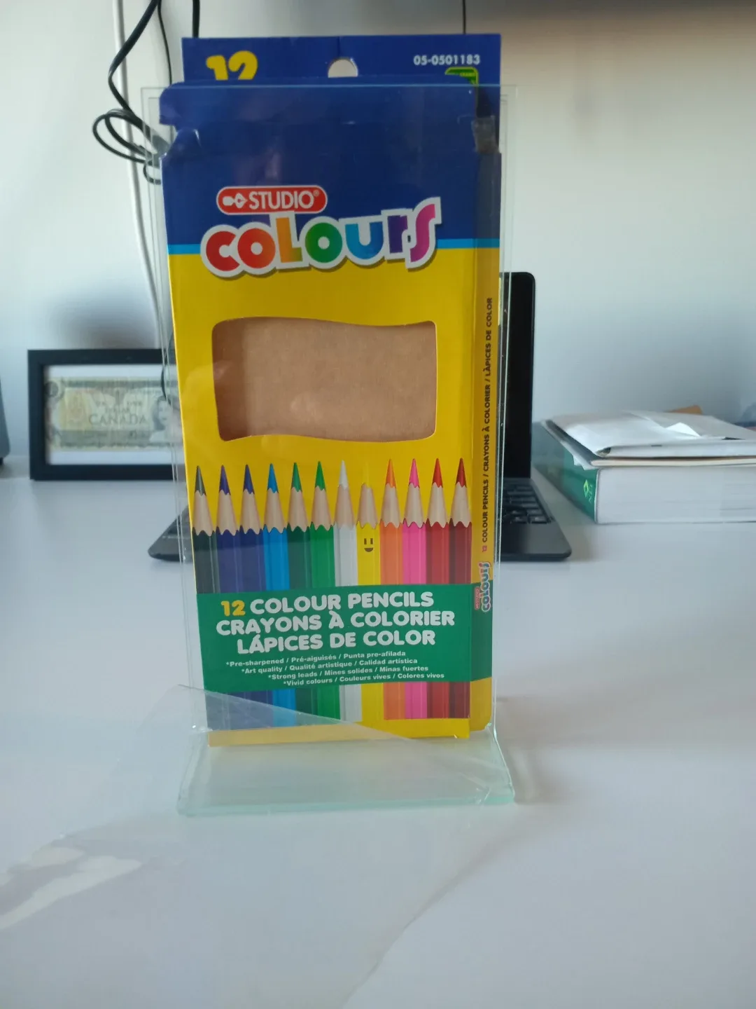 Acrylic Display Stands image indicator(3)