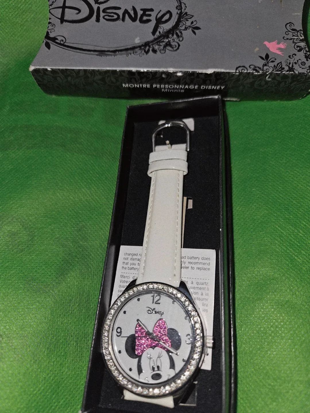 Disney Minnie Mouse Watch with Box