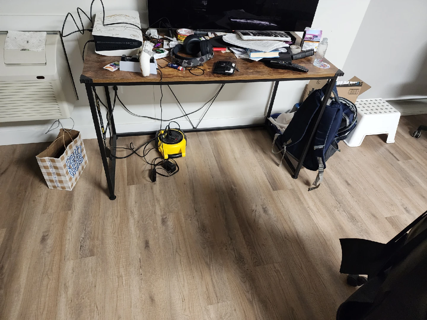 Just selling table