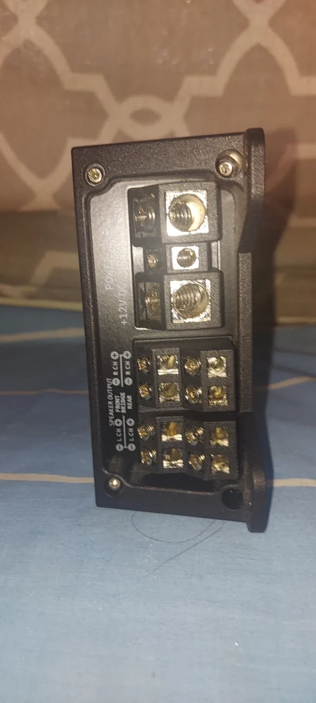 Blaupunkt AMP1904D 4 Channel Class D Amplifier image indicator(3)