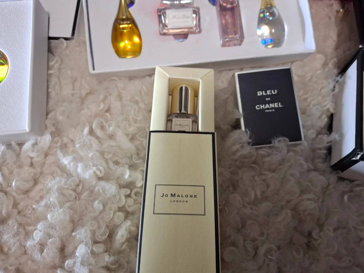 Chanel, Dior, Gucci Perfume Miniature Set image indicator(7)