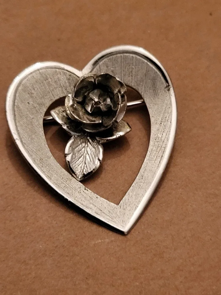 Set of 5 Sterling  925 Silver Jewellery pieces. image indicator(4)