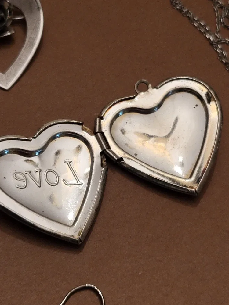 Set of 5 Sterling  925 Silver Jewellery pieces. image indicator(6)