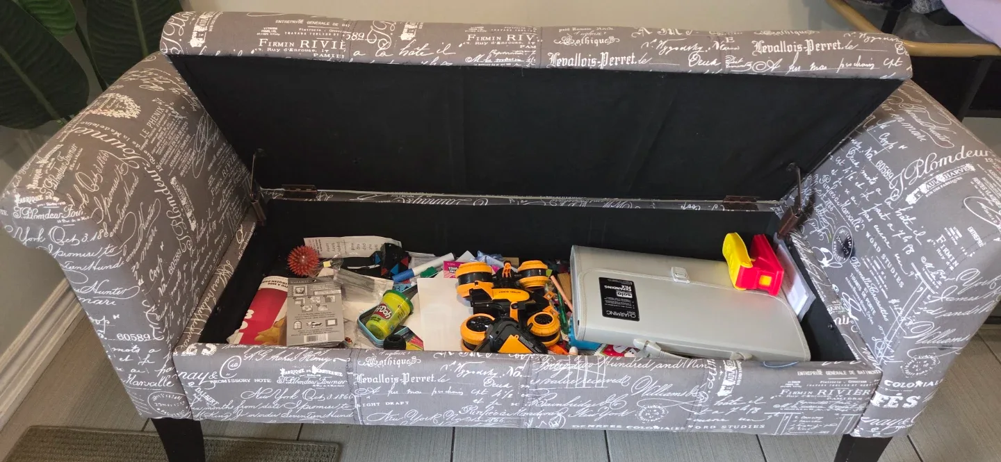 Storage Bench with French Script Design image indicator(2)