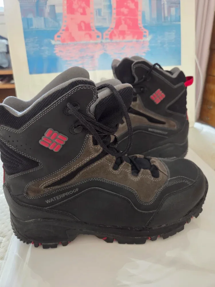 Columbia Hiking Boots - Men's Size 13 image indicator(7)