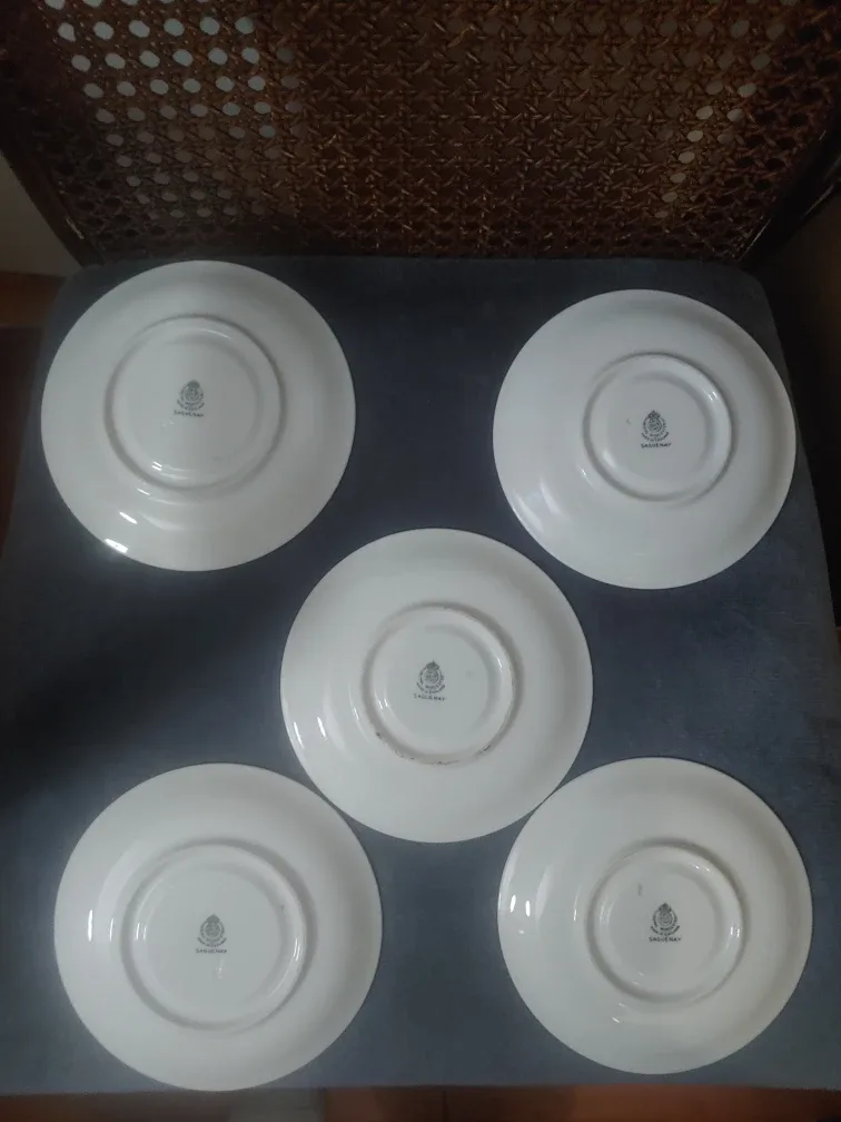Royal Worcester Saguenay Saucers (Set of 5) image indicator(2)