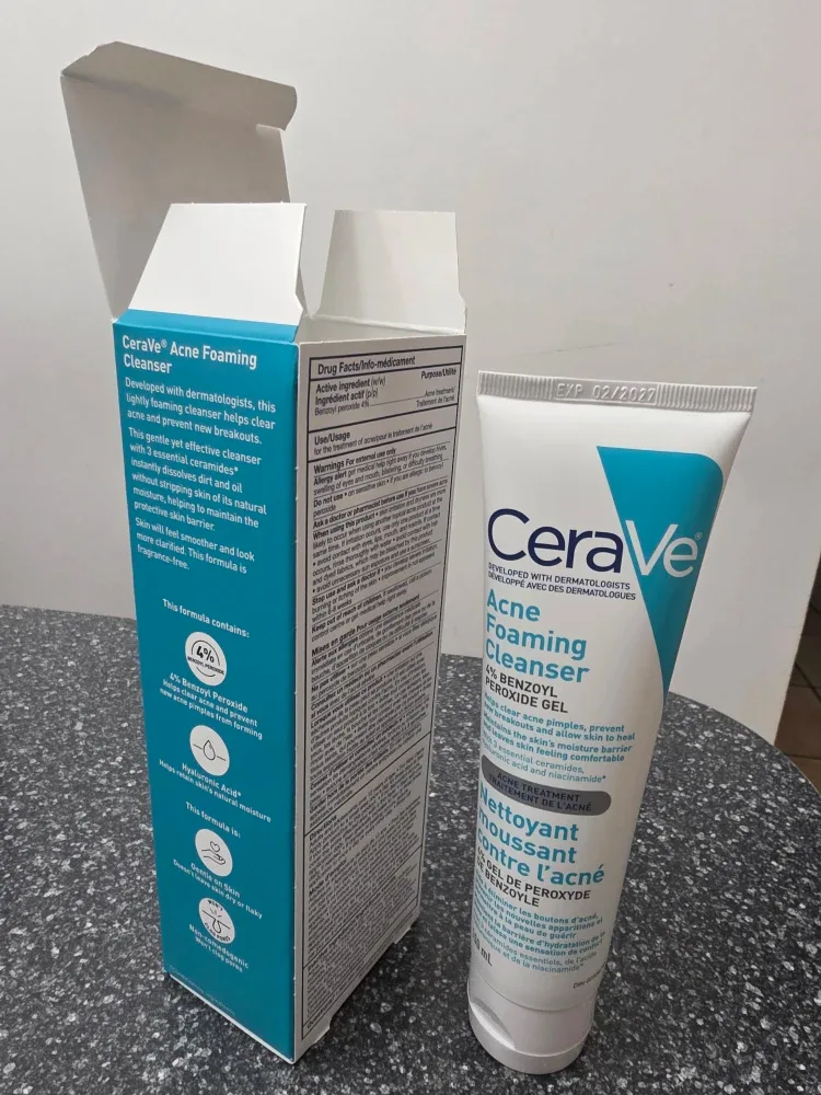 CeraVe Acne Foaming Cleanser, New image indicator(3)