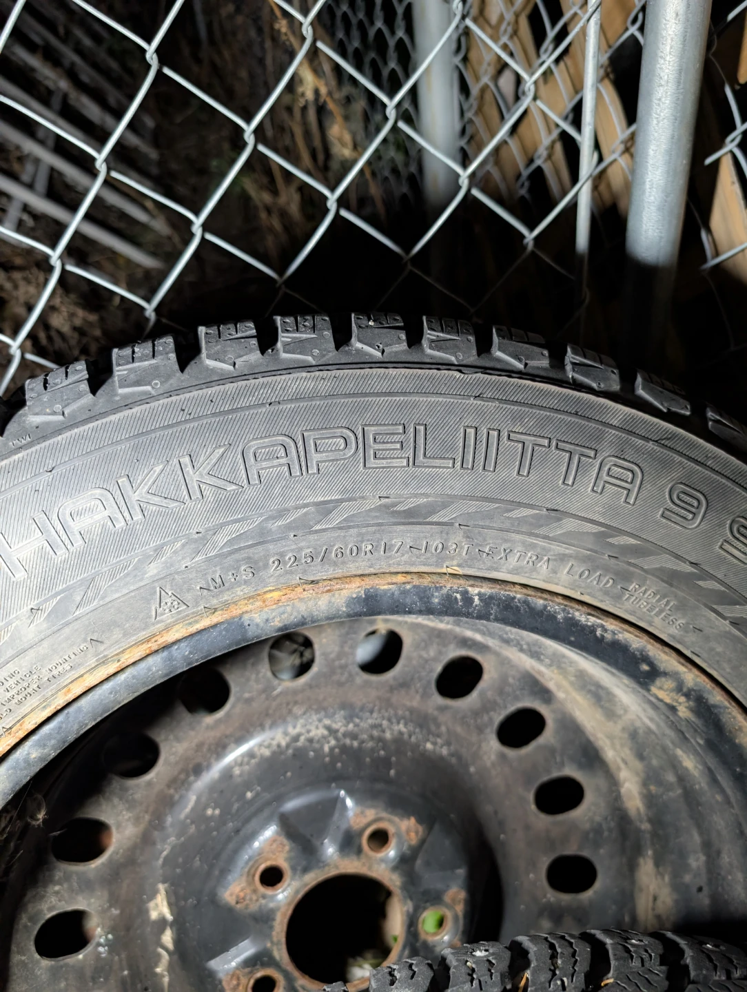 Nokian Hakkapeliitta 9 Studded Winter Tires 225/60R17 - photo 2
