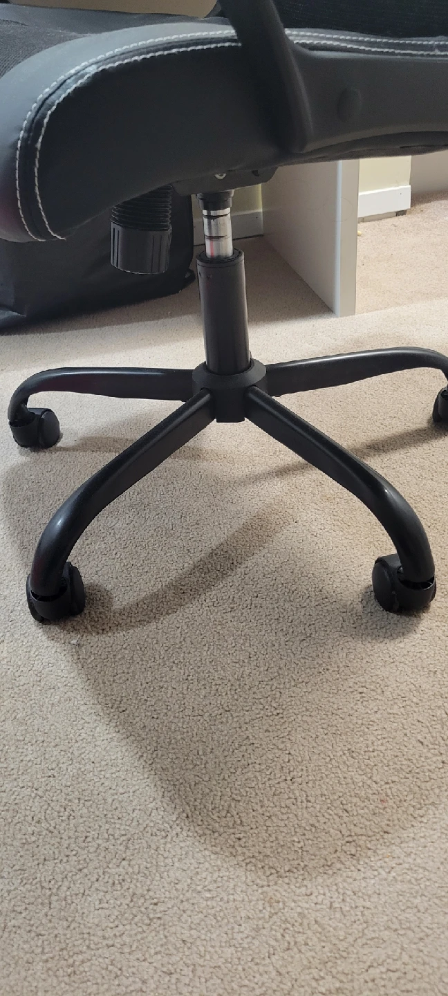Black Gaming Chair - photo 2